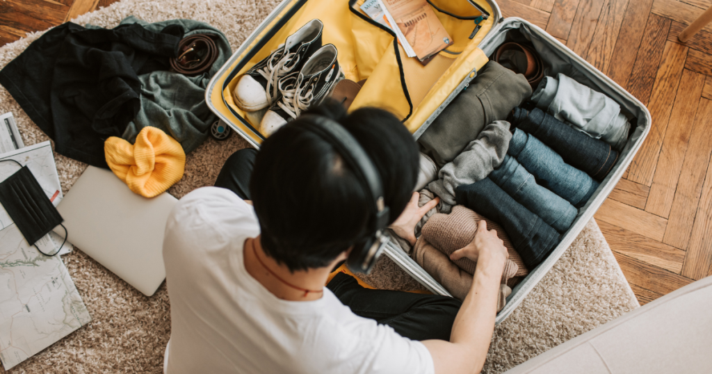Volunteering packing for their trip to Cusco